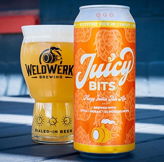 Glass and can of Juicy Bits IPA.